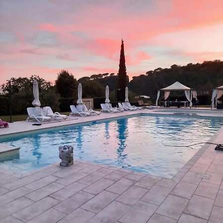 Il Casolare Val Di Mare Apartman Riparbella Kültér fotó