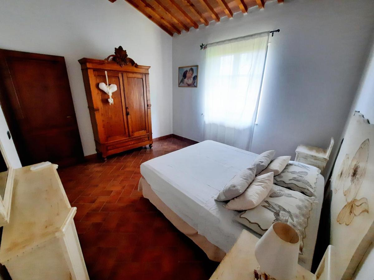 Il Casolare Val Di Mare Apartman Riparbella Kültér fotó