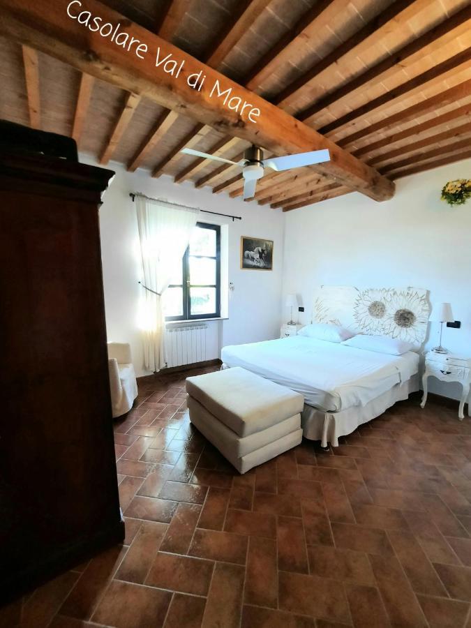 Il Casolare Val Di Mare Apartman Riparbella Kültér fotó