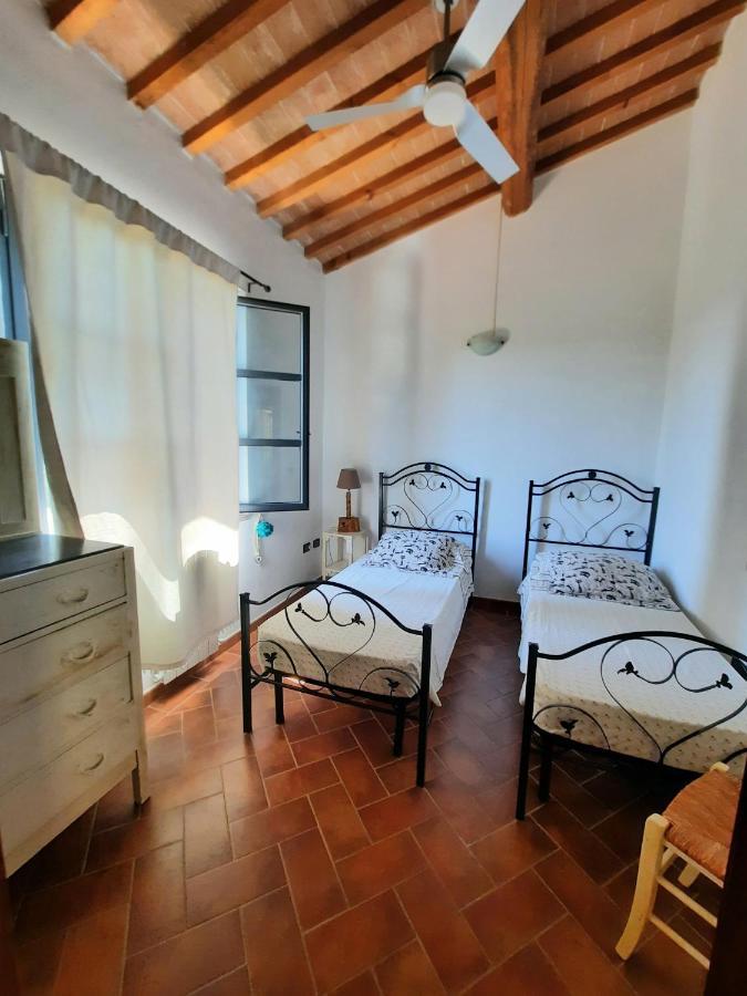 Il Casolare Val Di Mare Apartman Riparbella Kültér fotó