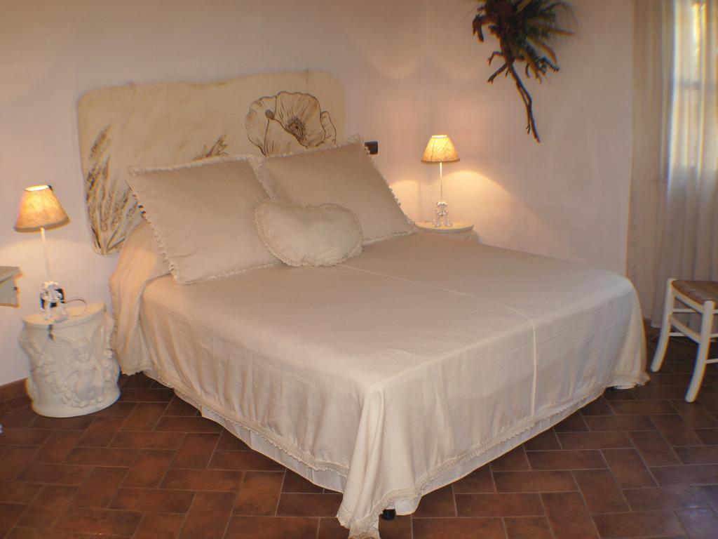 Il Casolare Val Di Mare Apartman Riparbella Szoba fotó